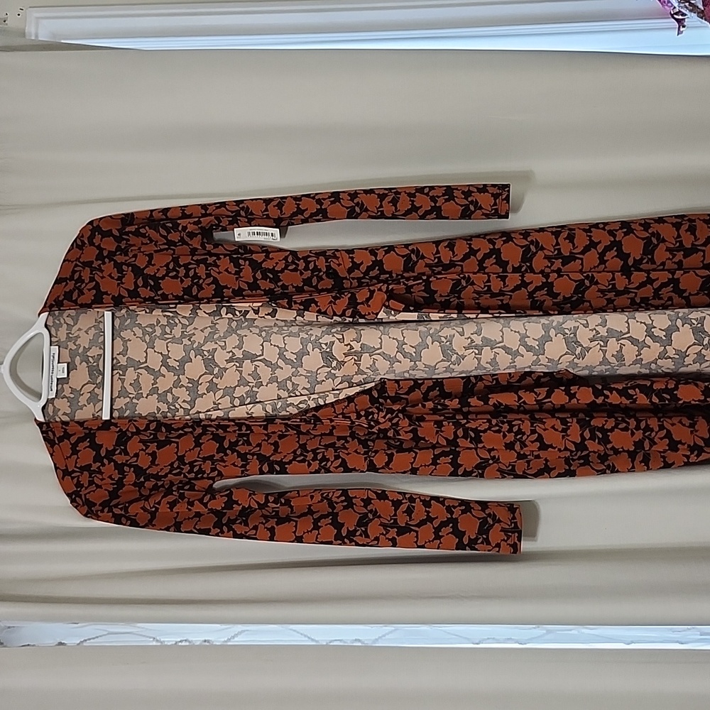 Amazon essentials - Picture 6 of 9